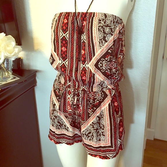 Pants - NWOT Stylish Romper